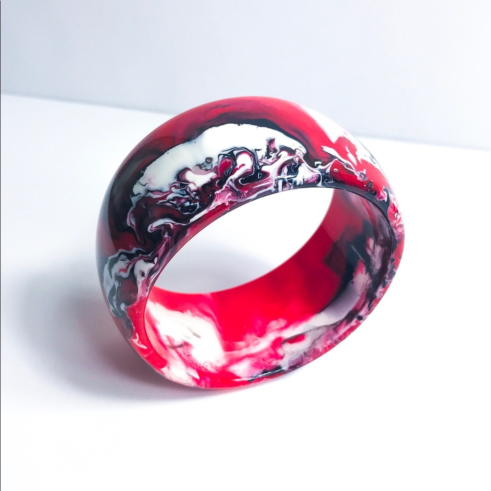 Acrylic color swirl bangle